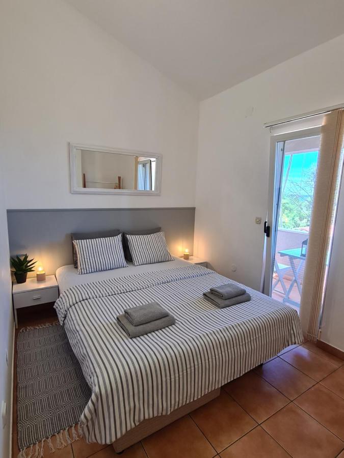 Apartment & Rooms Roza Peroj Quarto foto
