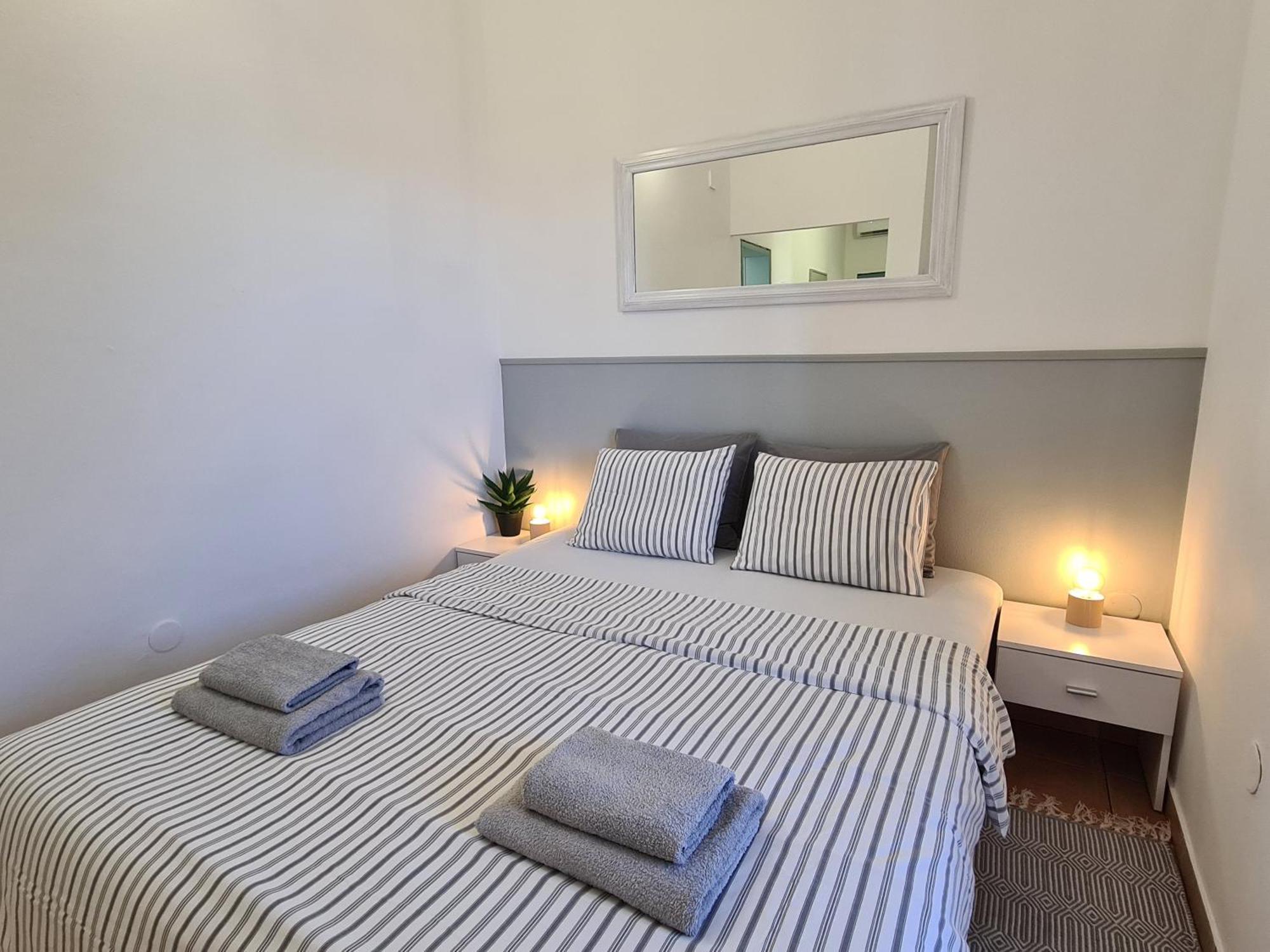 Apartment & Rooms Roza Peroj Quarto foto